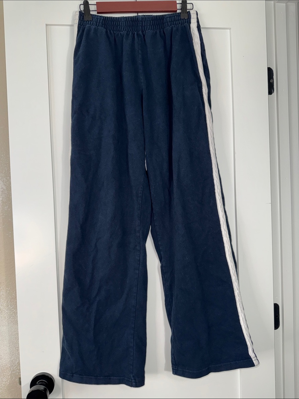 Brandy Melville Navy lounge pant w/ White Side Stripe Sz M/L 13” waist 30” insea